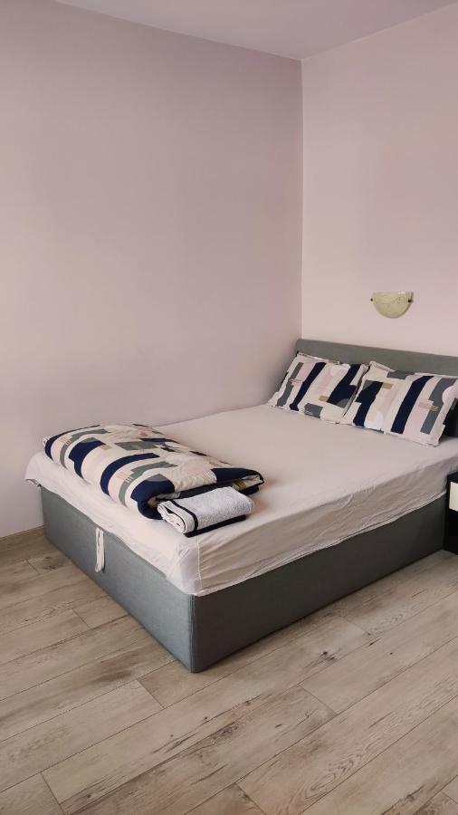 Liliya Apartment Плевен Екстер'єр фото